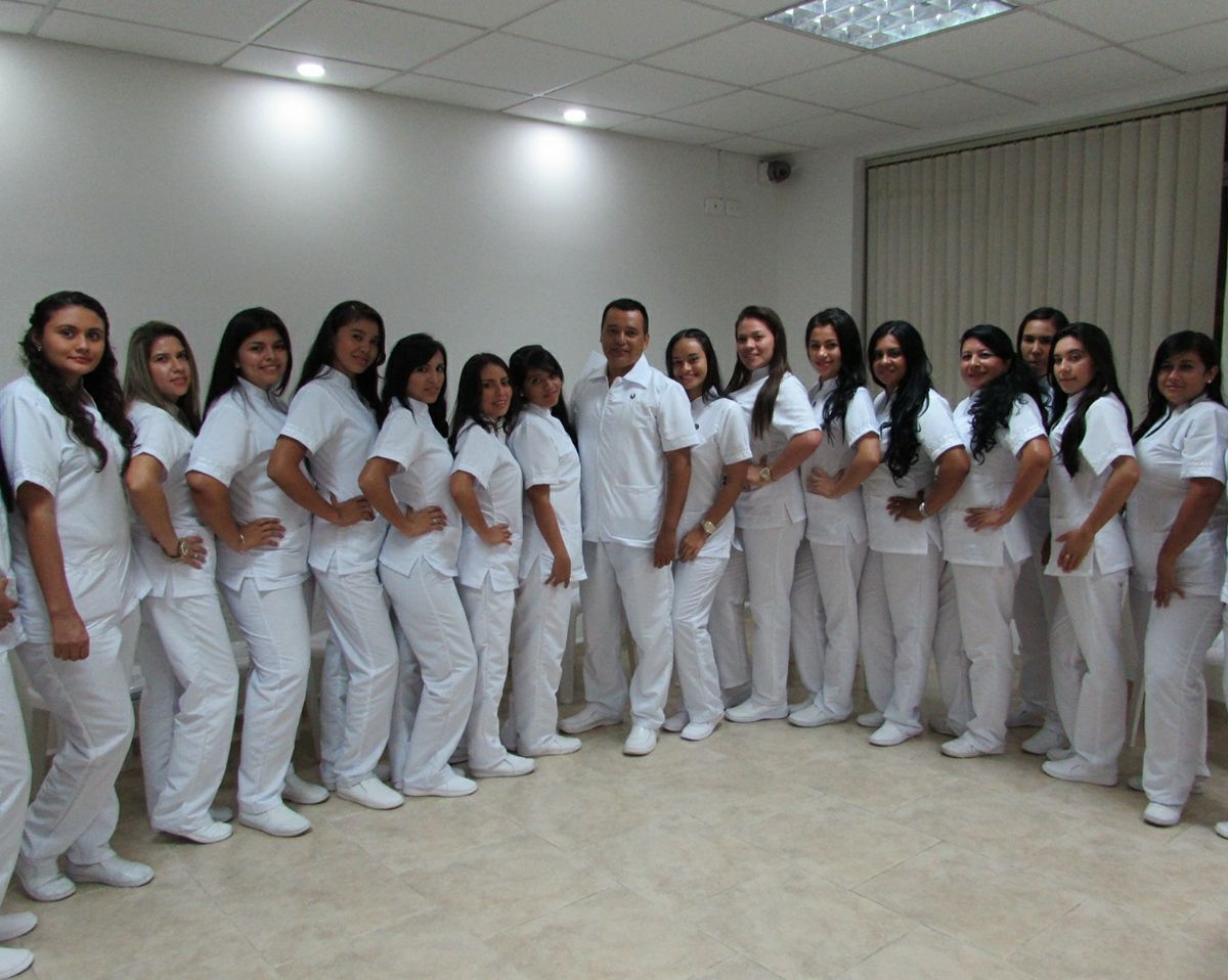 Estudiantes Santo Tomás